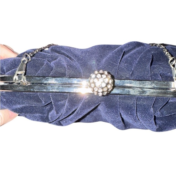 NWT Elegant Navy d’Margeaux Wristlet Clutch - Picture 2 of 12